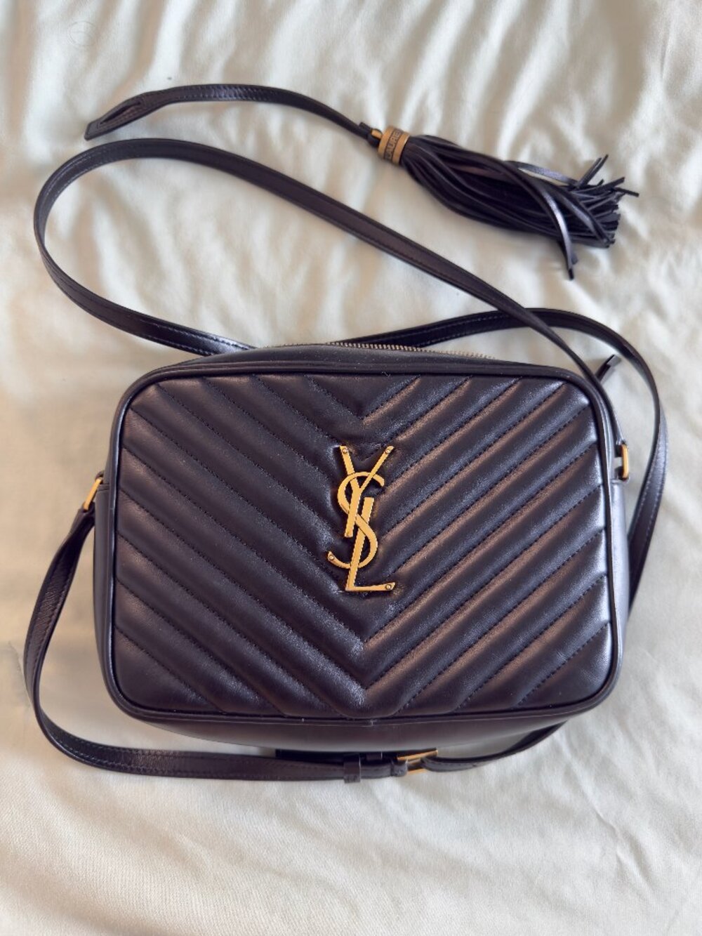 Authentic Saint Laurent YSL Lou Camera Bag Black Quilted Leather Gold Hardware